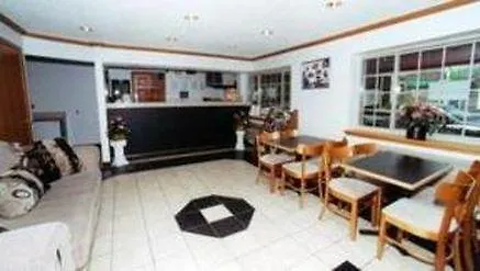 Clarion Pointe Downtown 