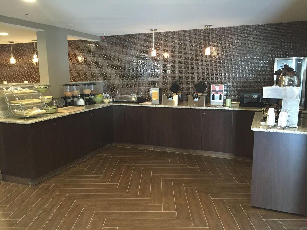 Clarion Pointe Downtown Hotel Syracuse