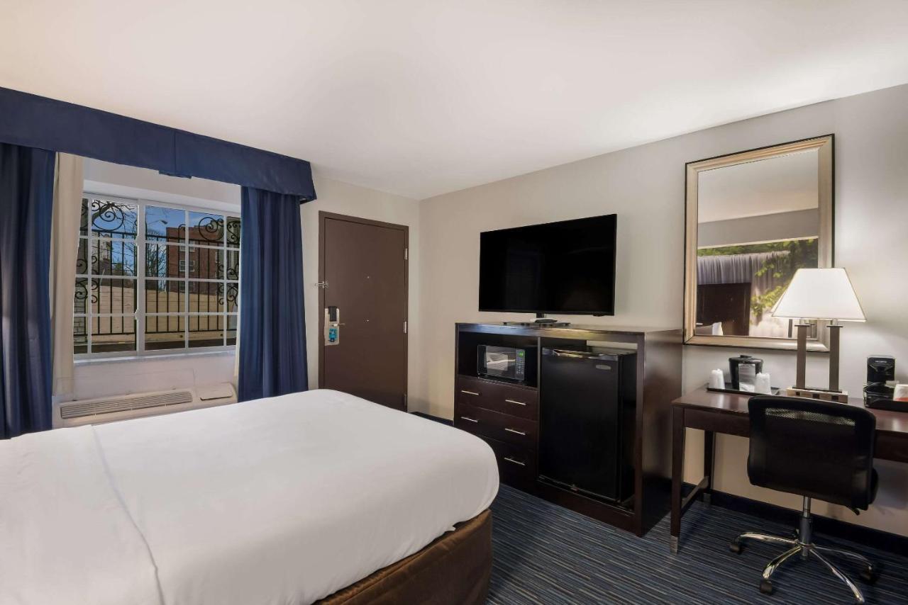 Clarion Pointe Downtown Hotel Syracuse