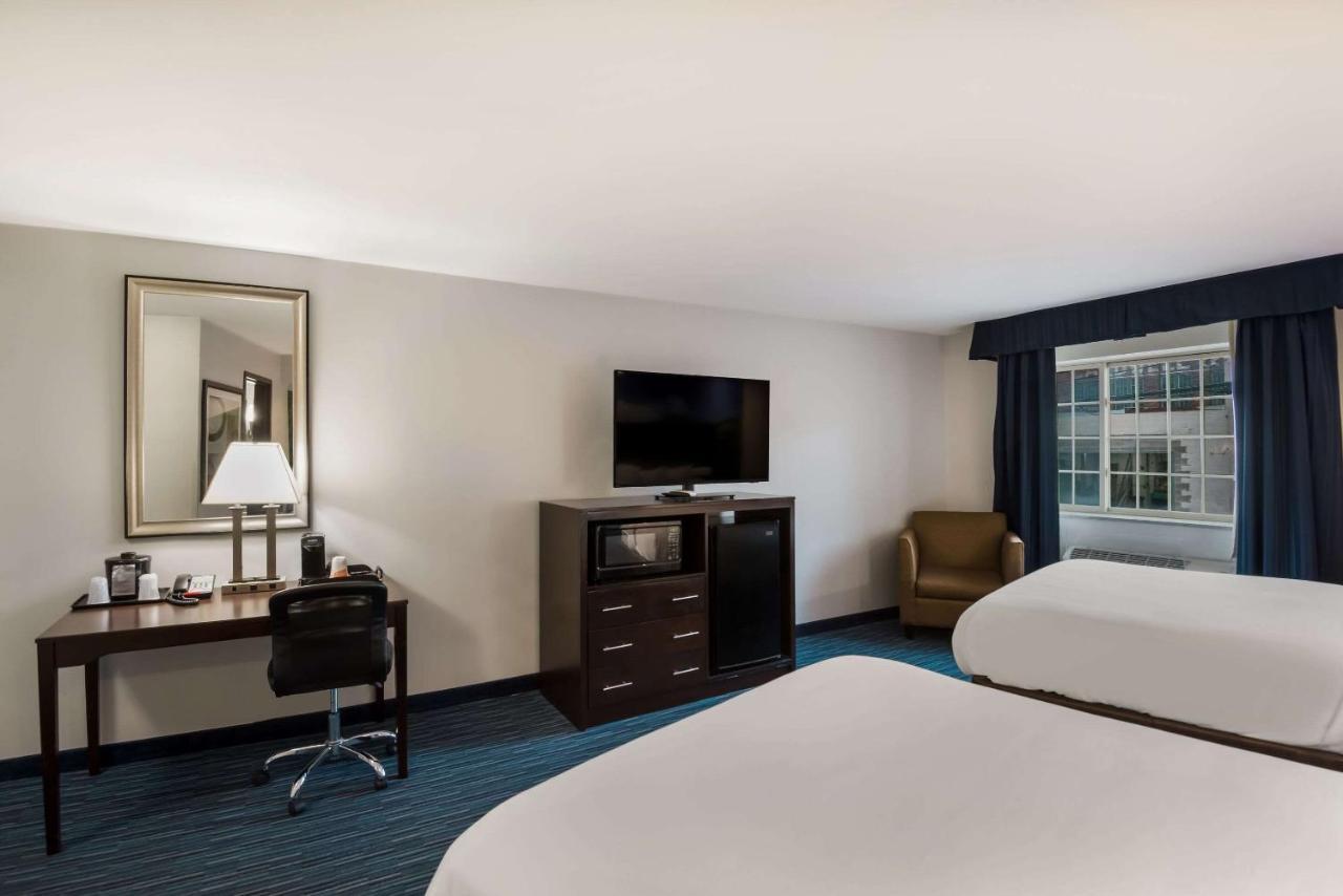 Clarion Pointe Downtown Syracuse