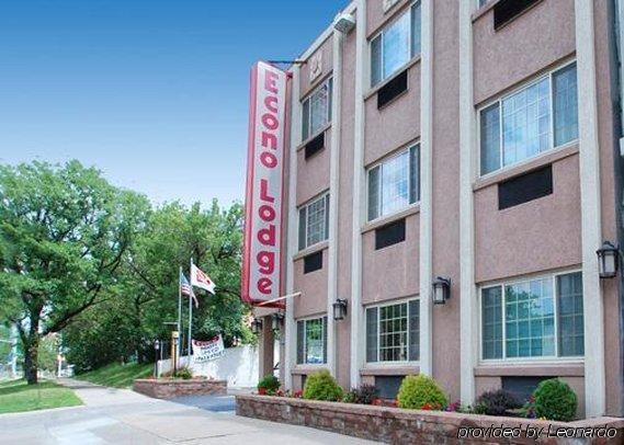 Hotel Clarion Pointe Downtown Syracuse