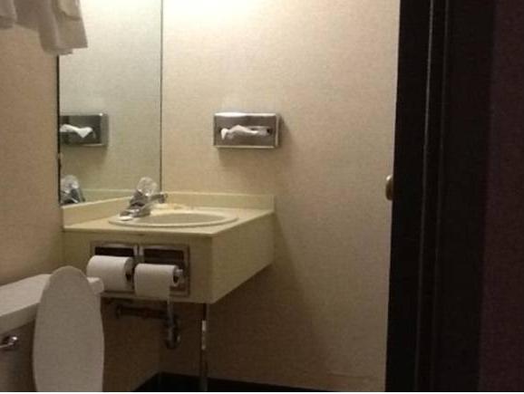 Clarion Pointe Downtown Syracuse